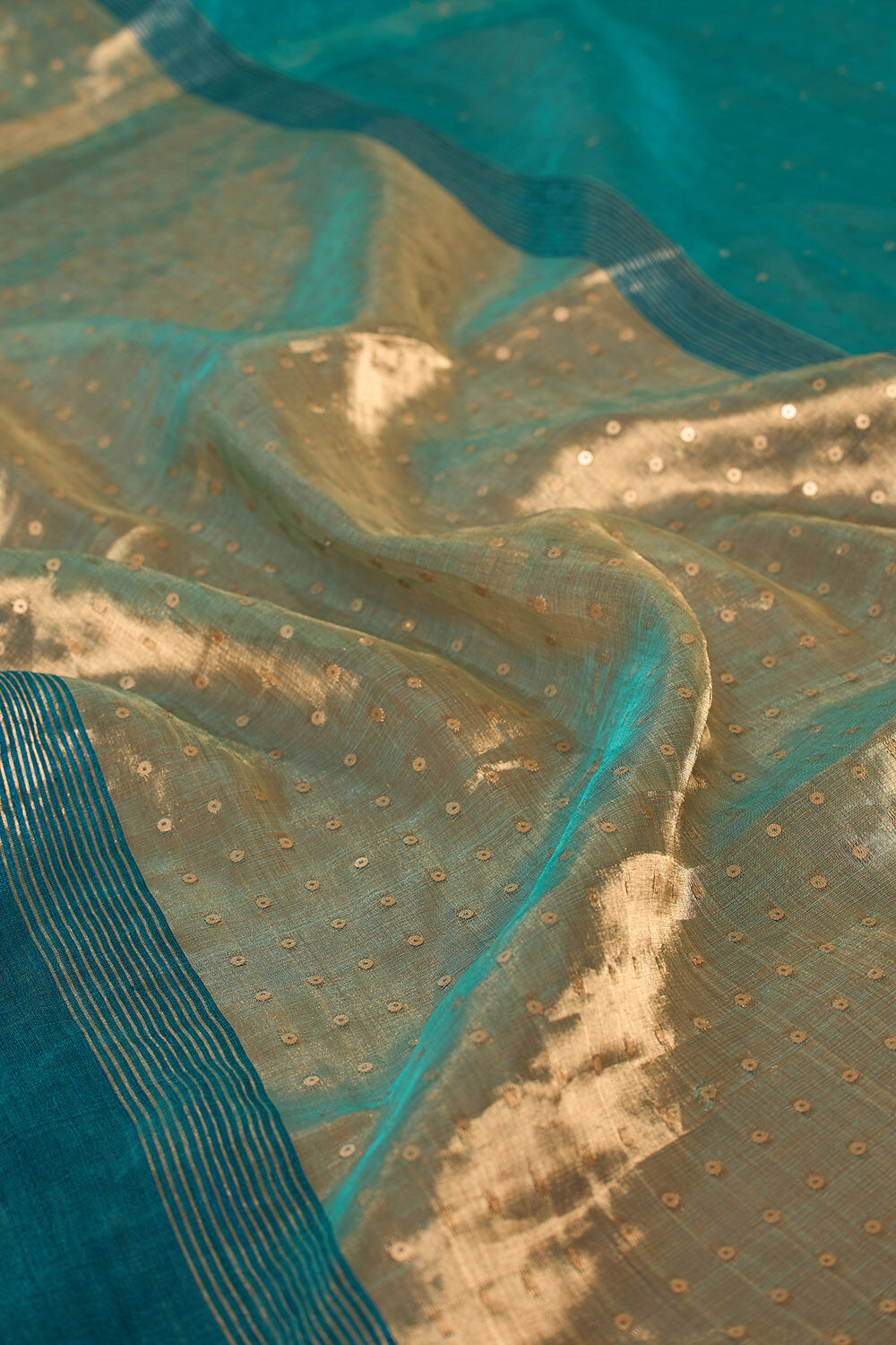 Blue Woven Pure Silk Bengal Saree image number null