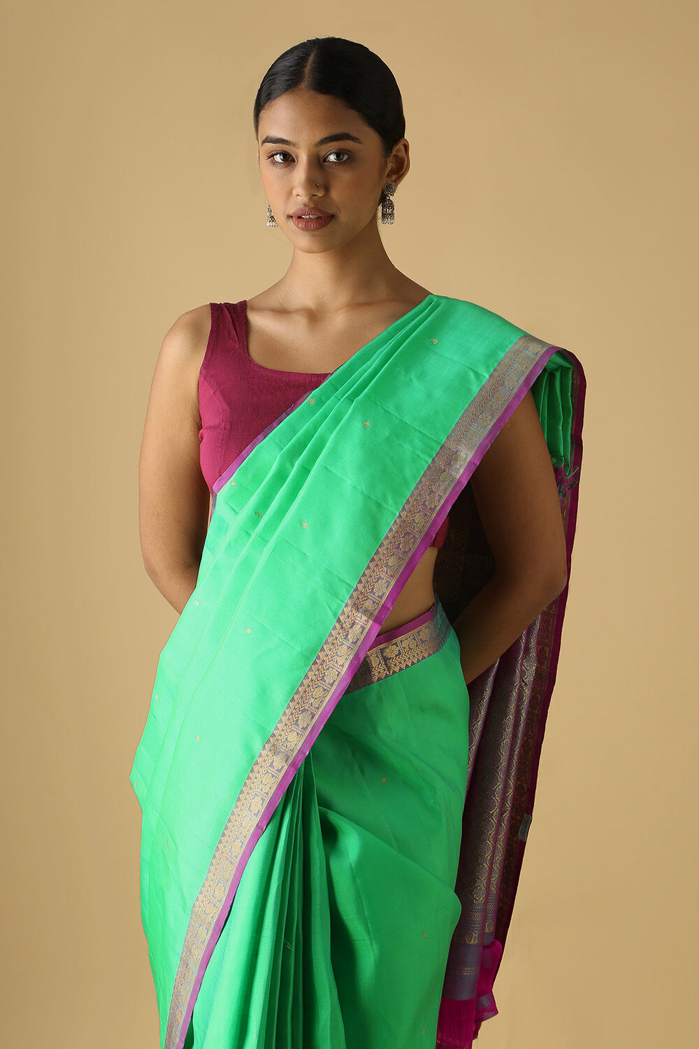 Green Pure Silk Kanjivaram Saree image number null