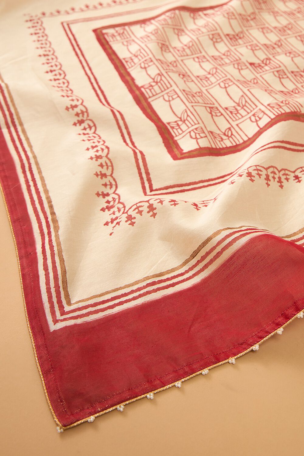 Off White Bengal Block Printed Pure Silk Cotton Saree image number null