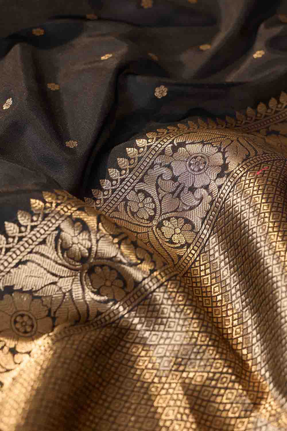 Black Silk Viscose Cutwork Banarasi Saree image number null