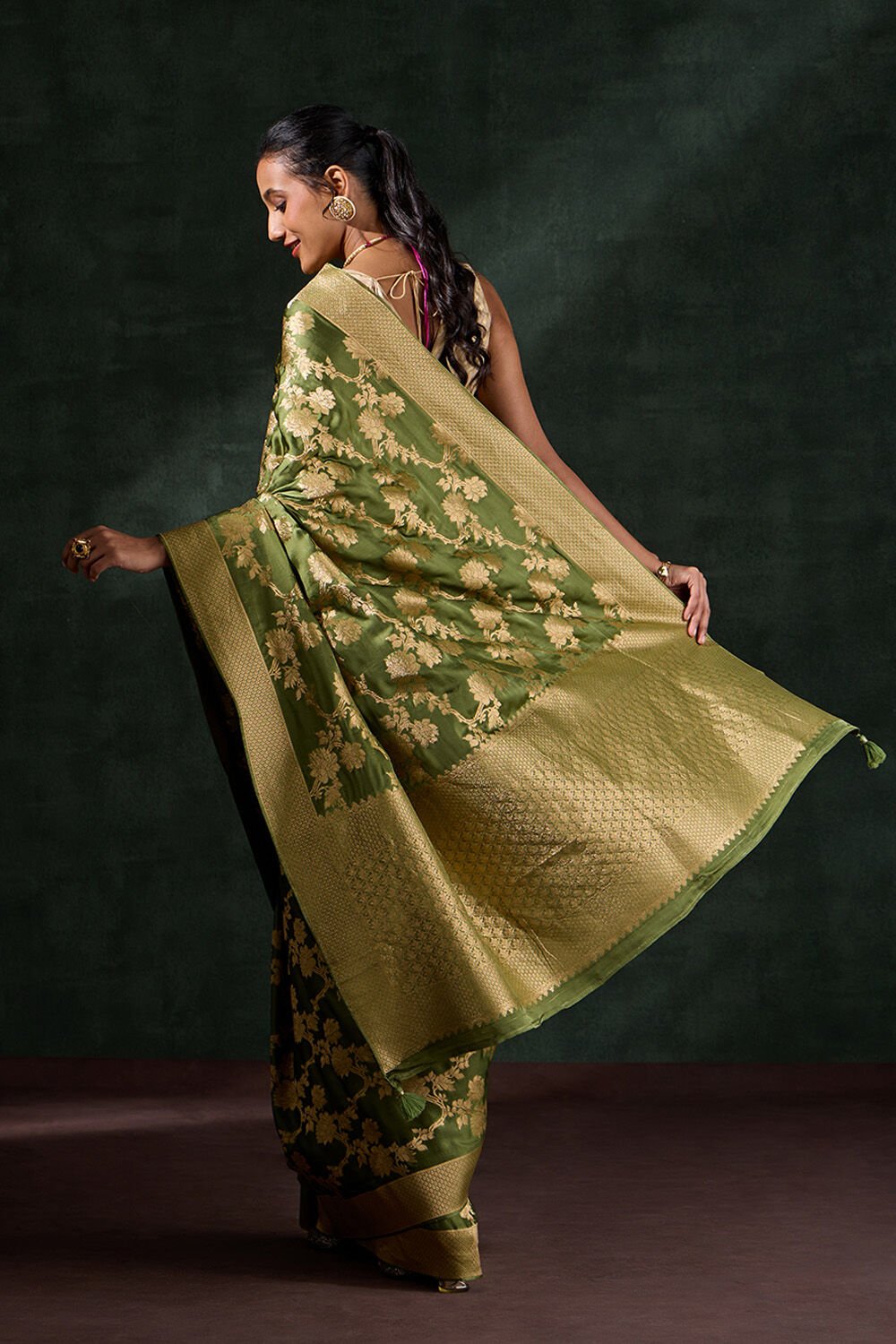 Green Woven Viscose Saree image number null