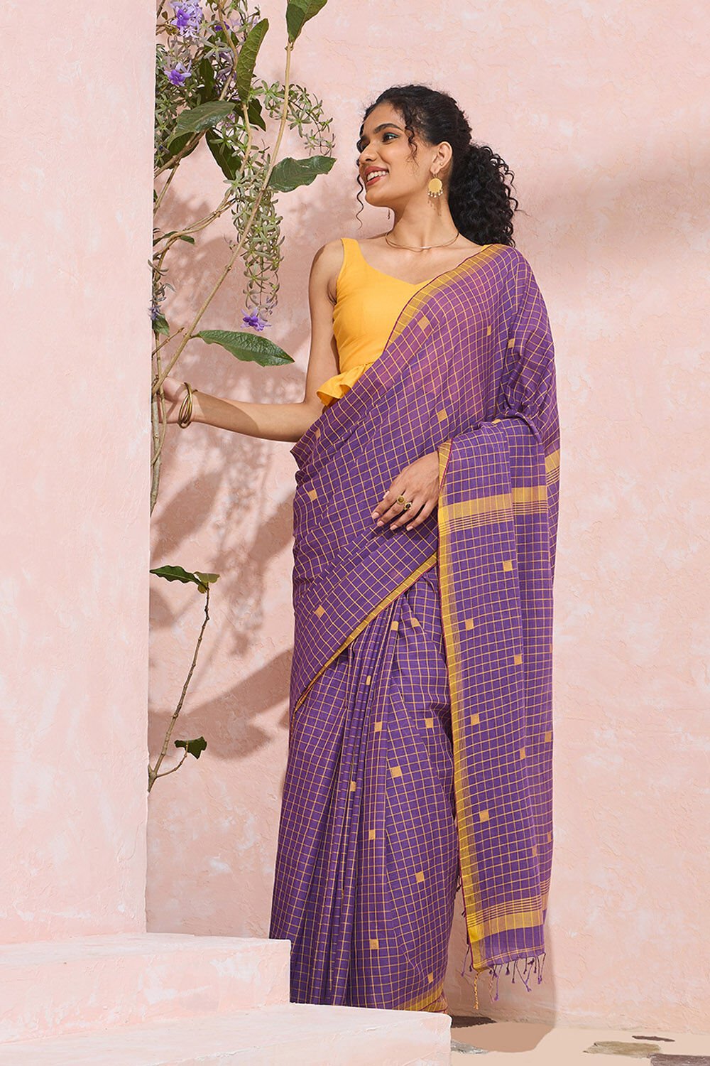 Dark Violet Bengal Pure Cotton Jamdani Saree image number null
