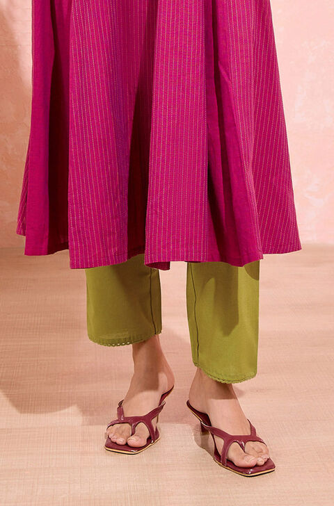 Green Woven Pure Cotton Linen Trouser