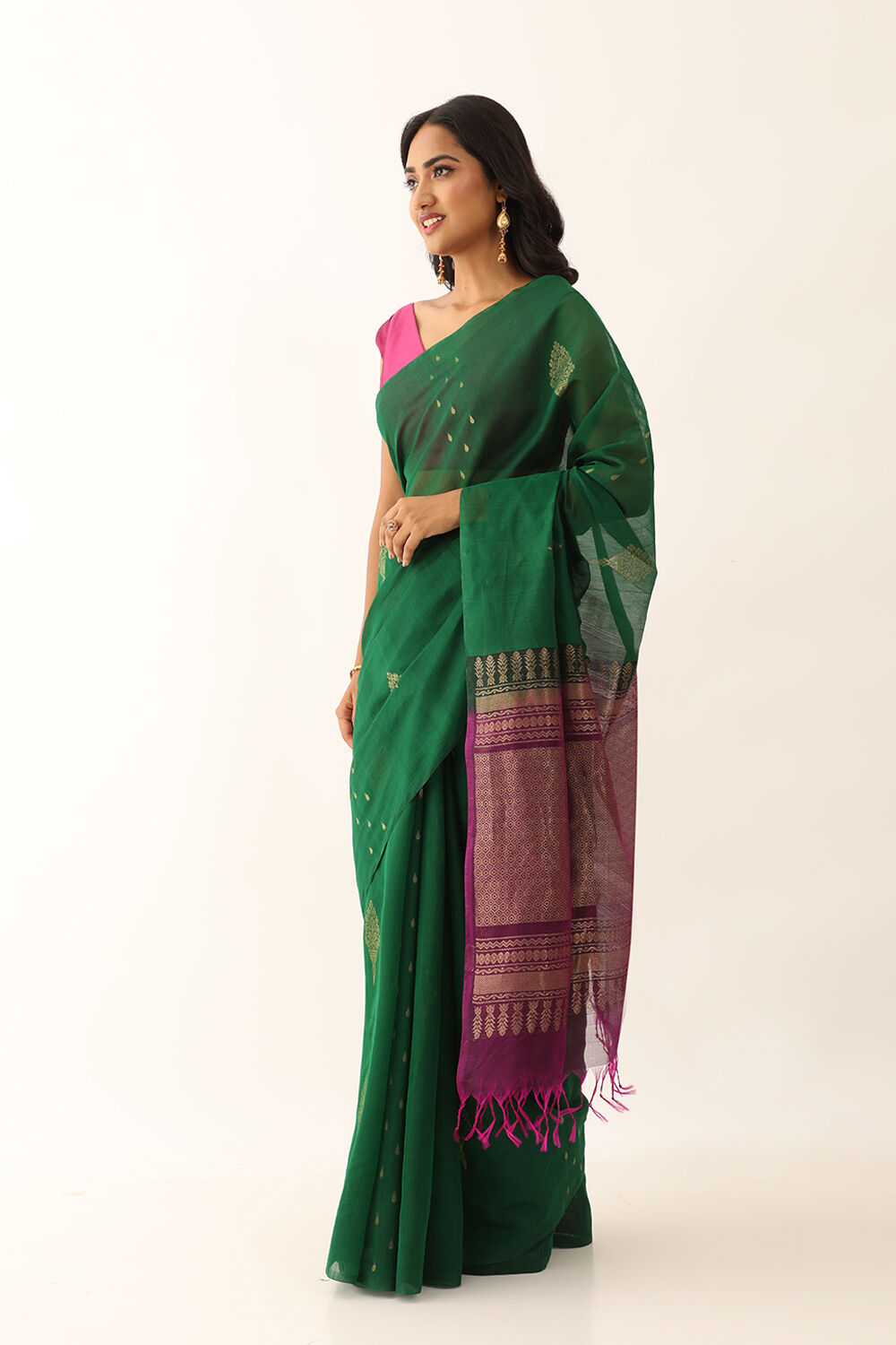 Green Pure Silk Cotton Woven South Saree image number null