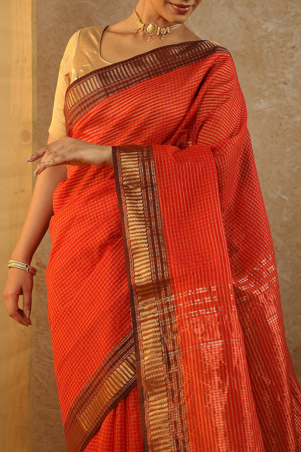 Red Woven Pure Silk Cotton Maheshwari Saree image number null