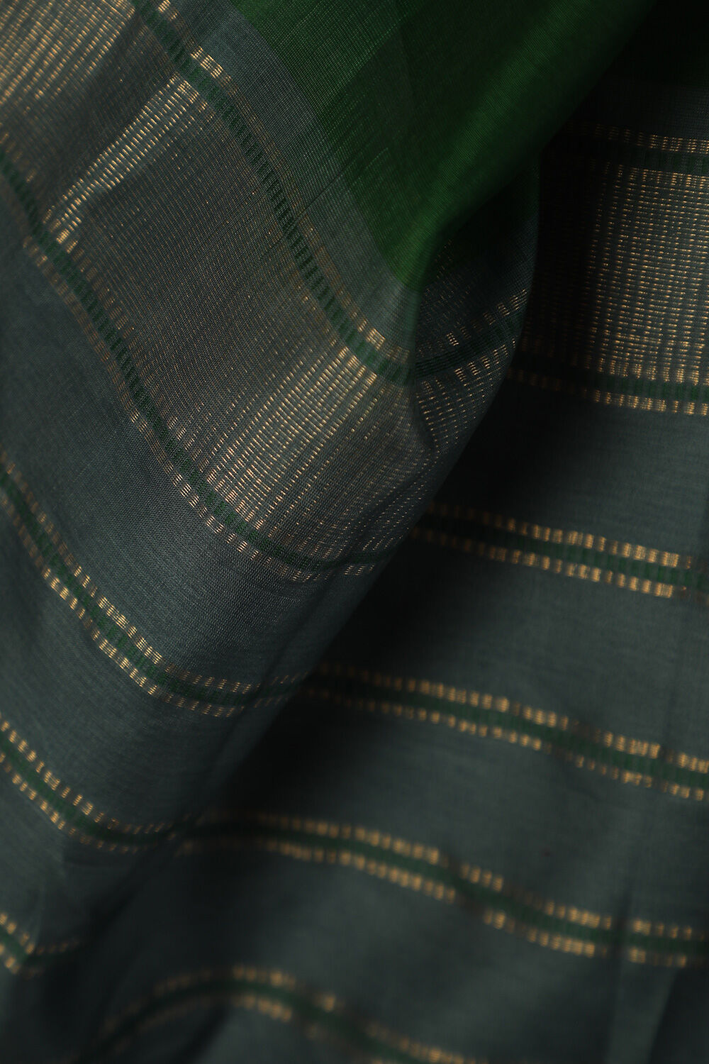Green South Pure Silk Cotton Woven Saree image number null