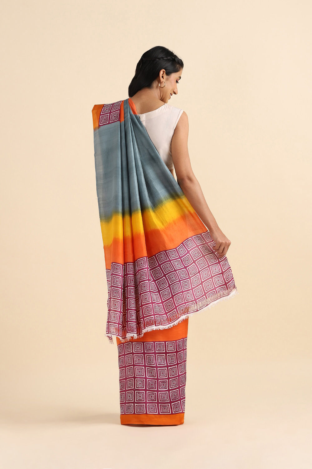 Grey Pure Silk Printed Saree image number null
