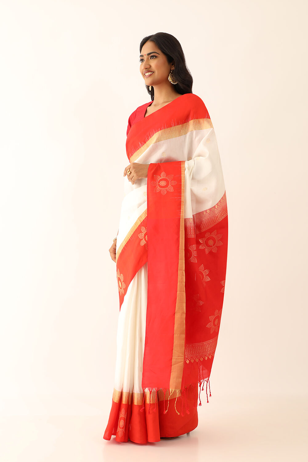 Off White Woven Pure Soft Silk Saree image number null