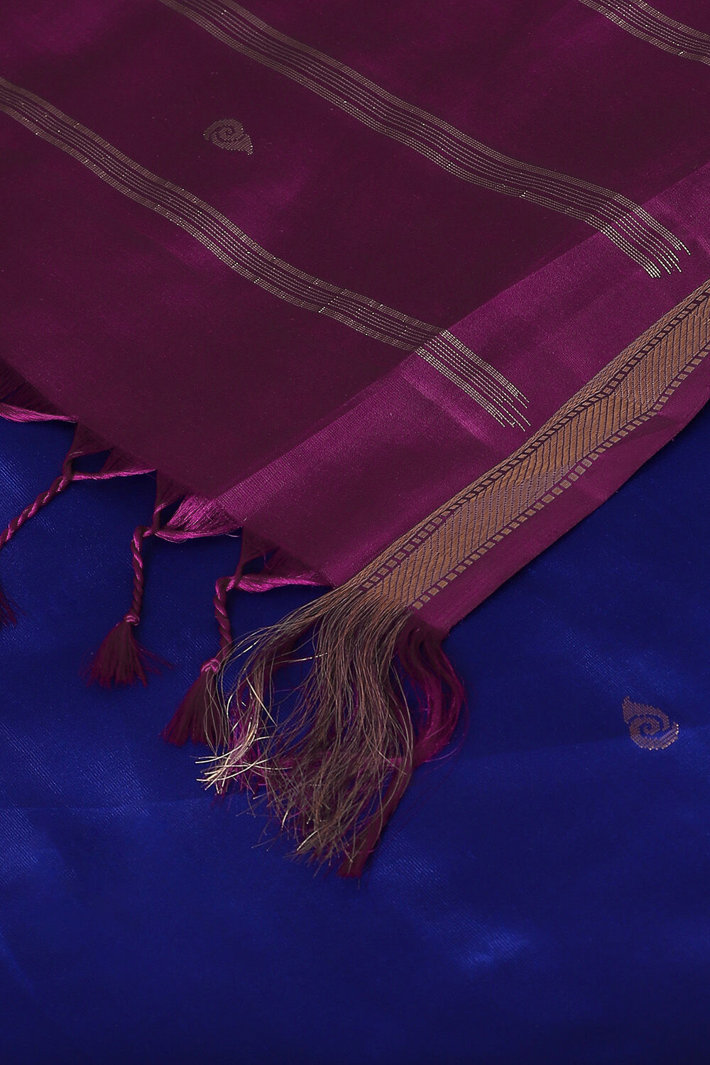 Blue Pure Silk Kanjivaram inspired Saree image number null