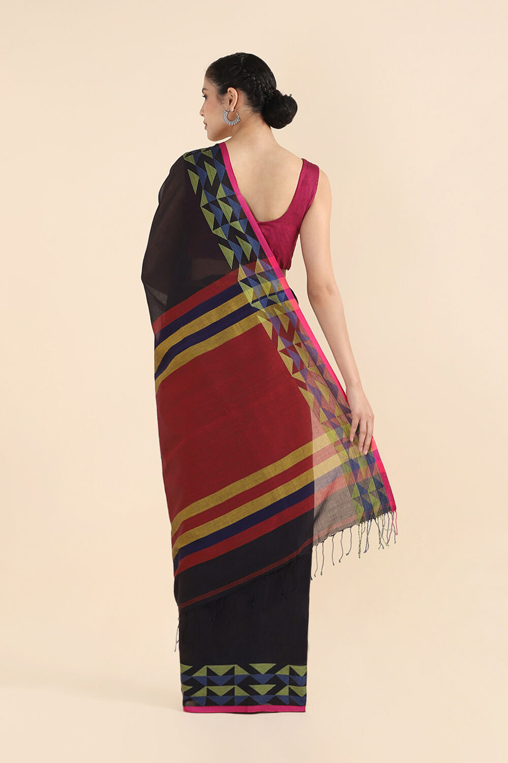Black Pure Cotton Jamdani Saree image number null