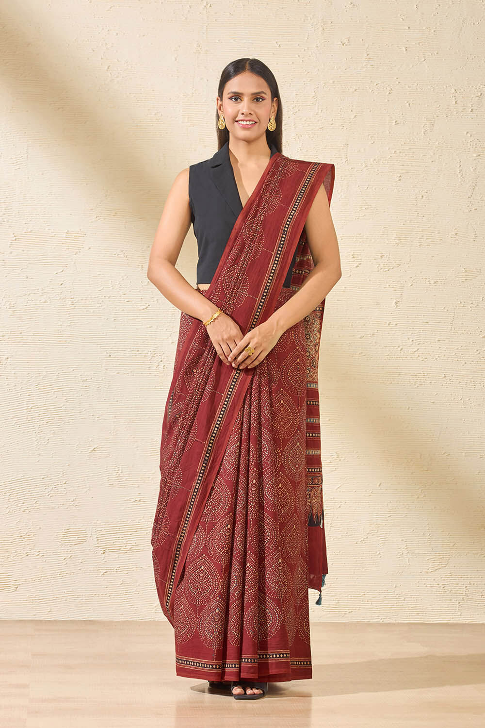 Red Gujarat Pure Cotton Ajrakh Saree image number null