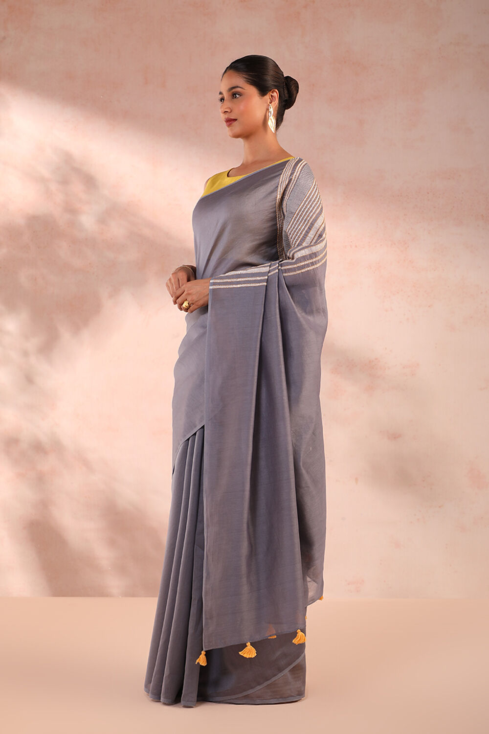 Grey Bengal Pure Silk Cotton Printed Embroidery Saree image number null