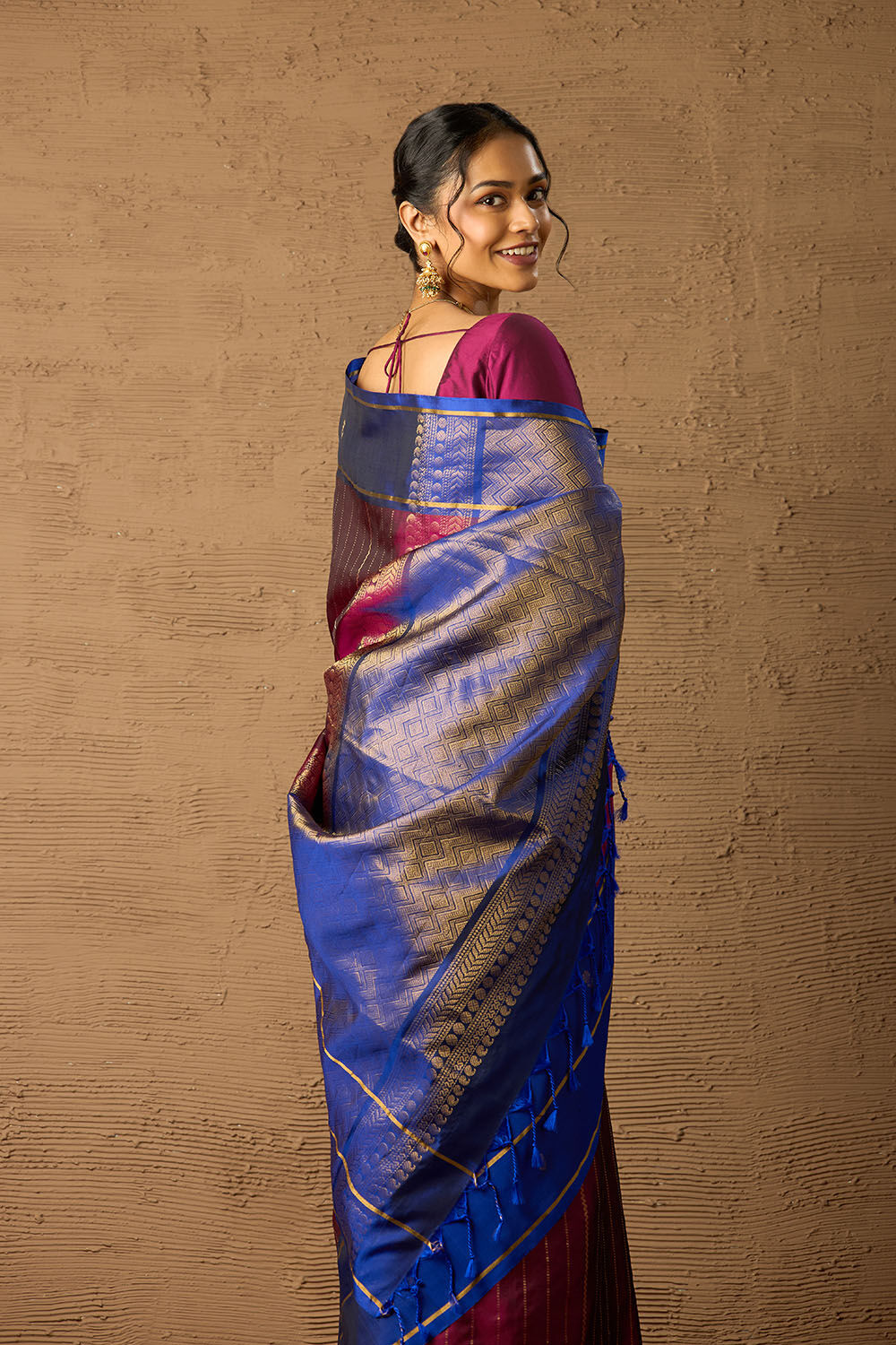 Violet Woven Pure Soft Silk Saree image number null