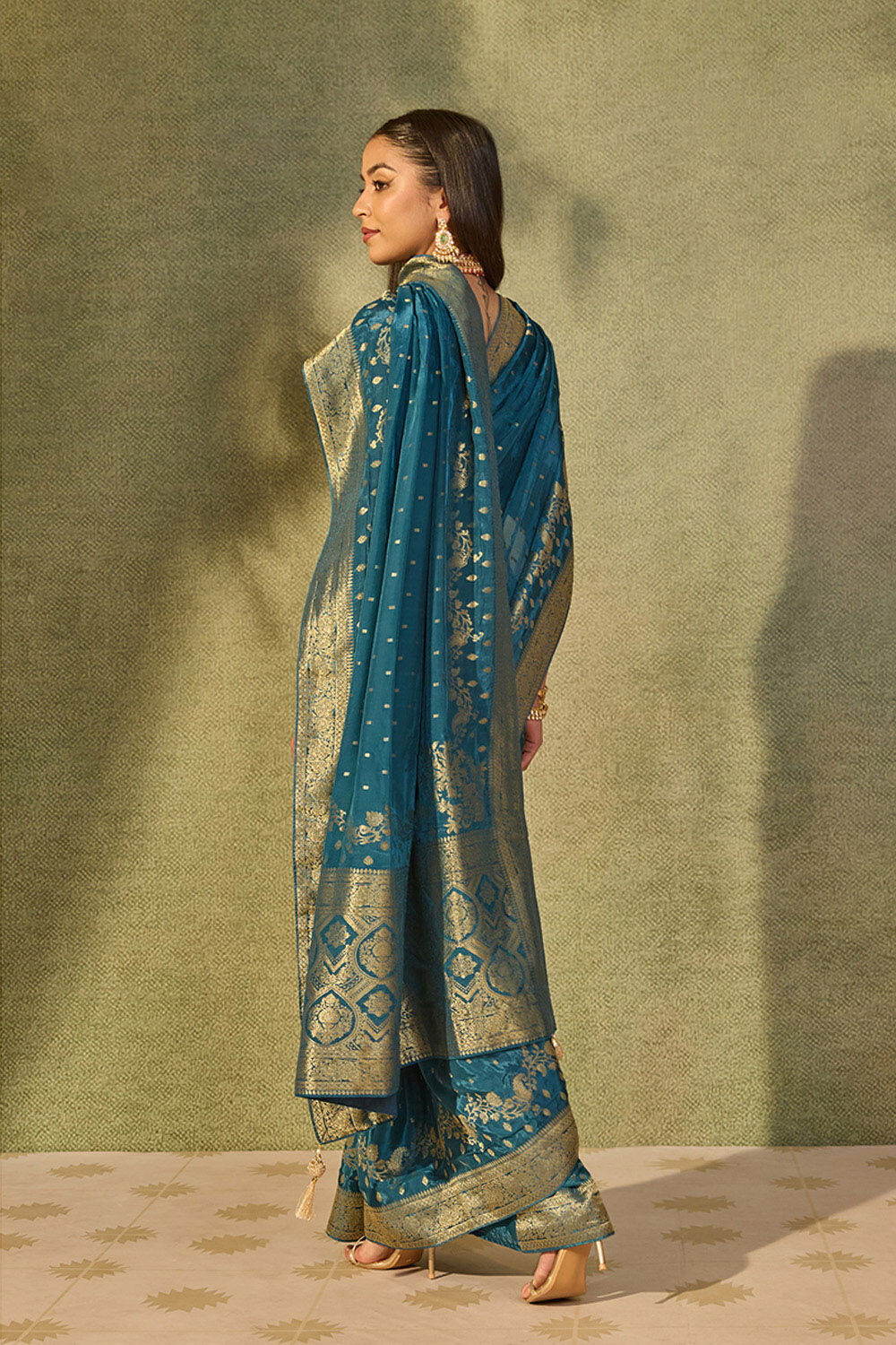 Blue Woven Pure Viscose Saree image number null