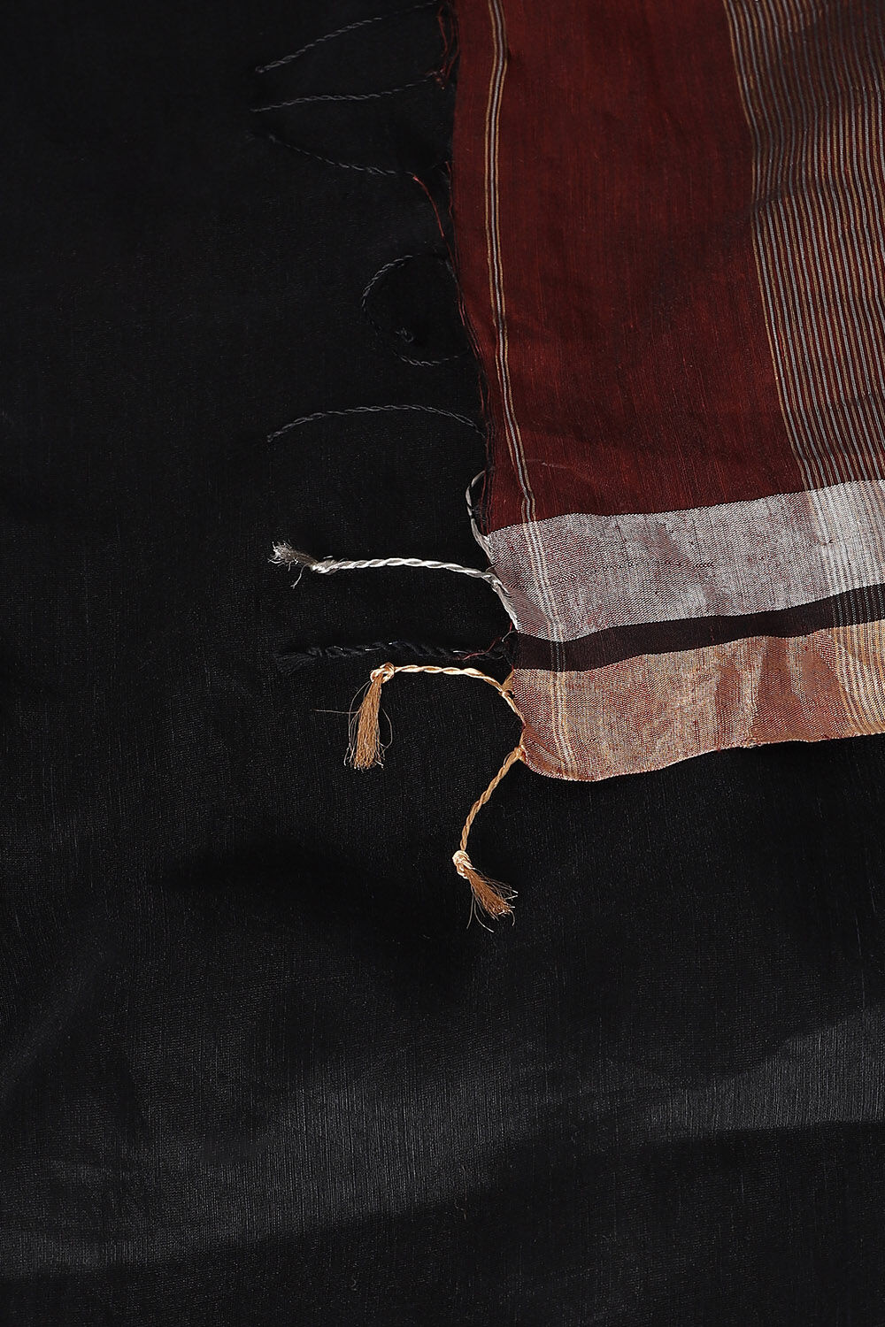 Black Pure Silk Linen Jamdani Saree image number null