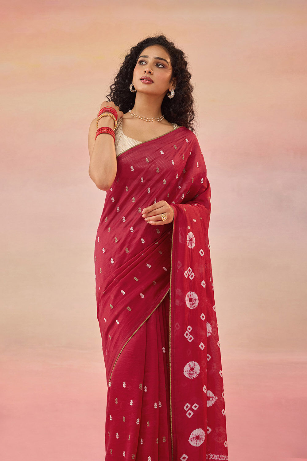 Red Gujarat Pure Silk Cotton Tie & Dye Bandhni Saree image number null