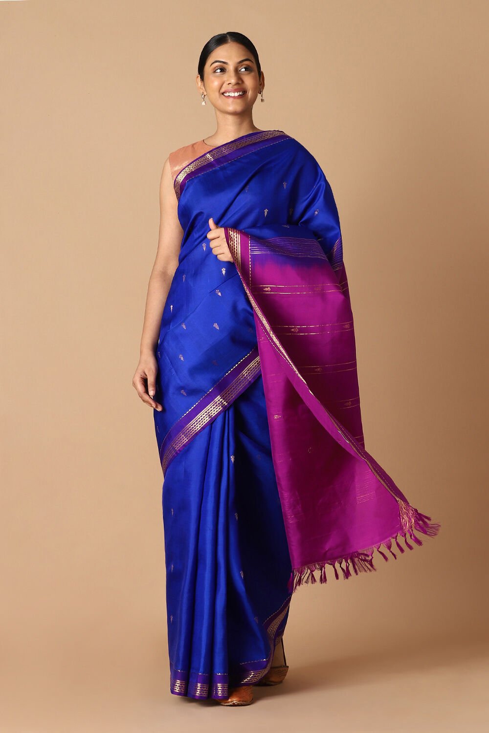 Blue Pure Silk Kanjivaram inspired Saree image number null