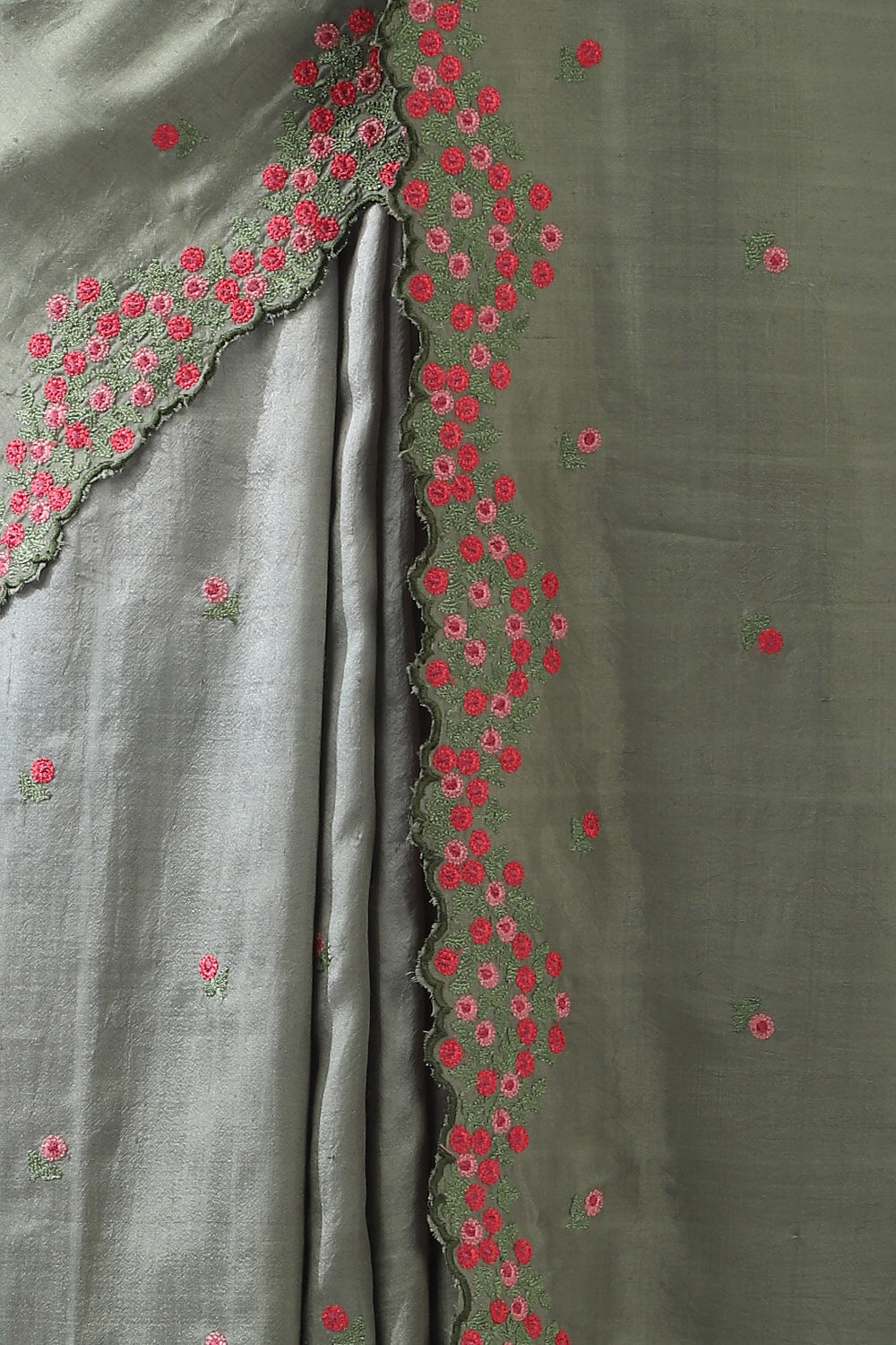 Green Pure Silk Embroidered Saree image number null