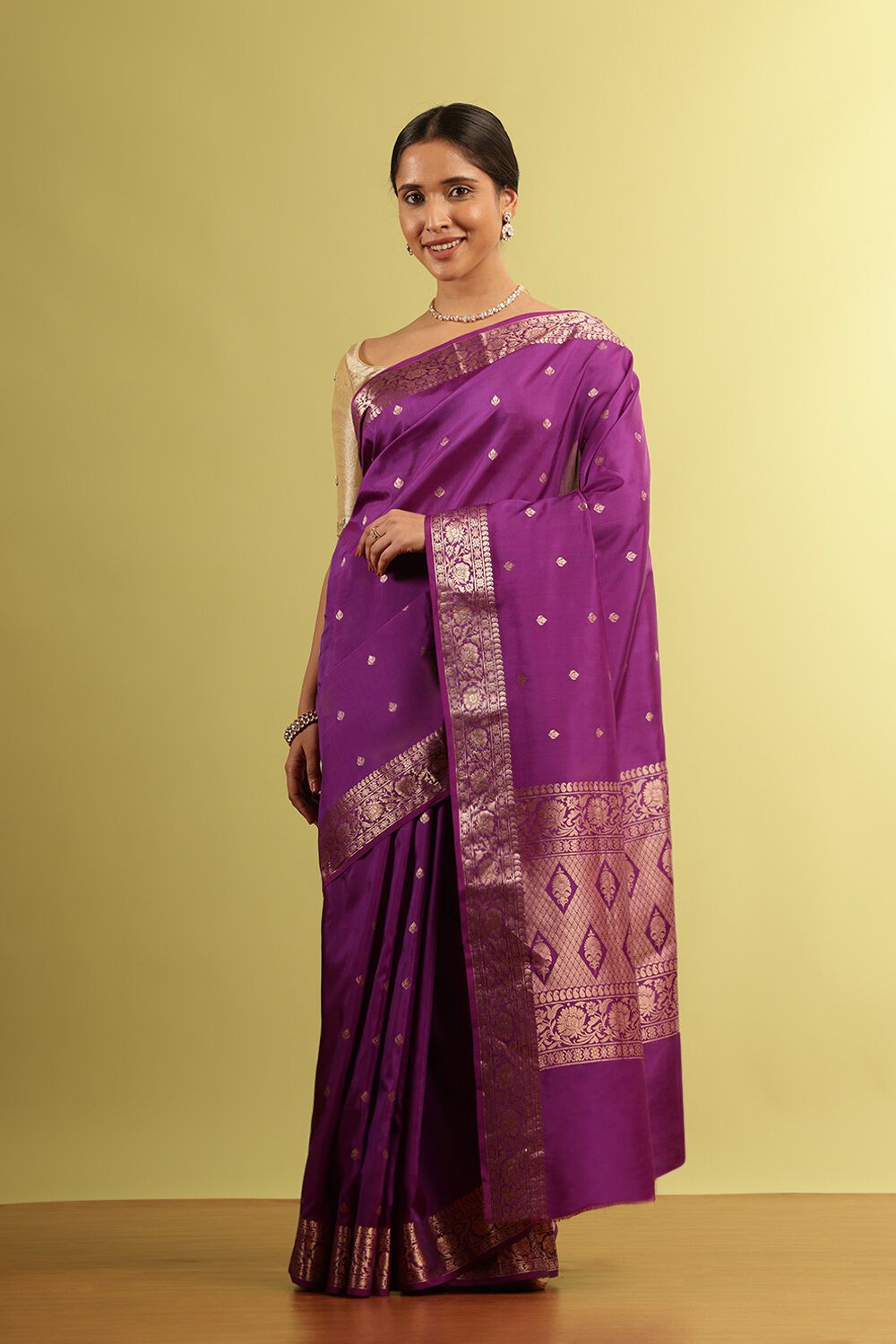 Dark Violet Silk Viscose Woven Saree image number null