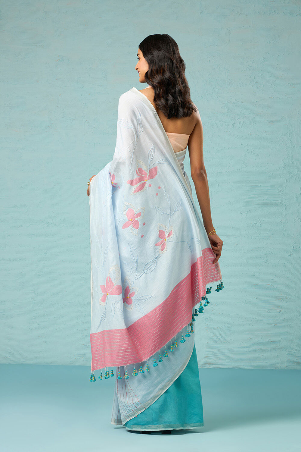 Blue Bengal Pure Silk Cotton Jamdani Saree image number null