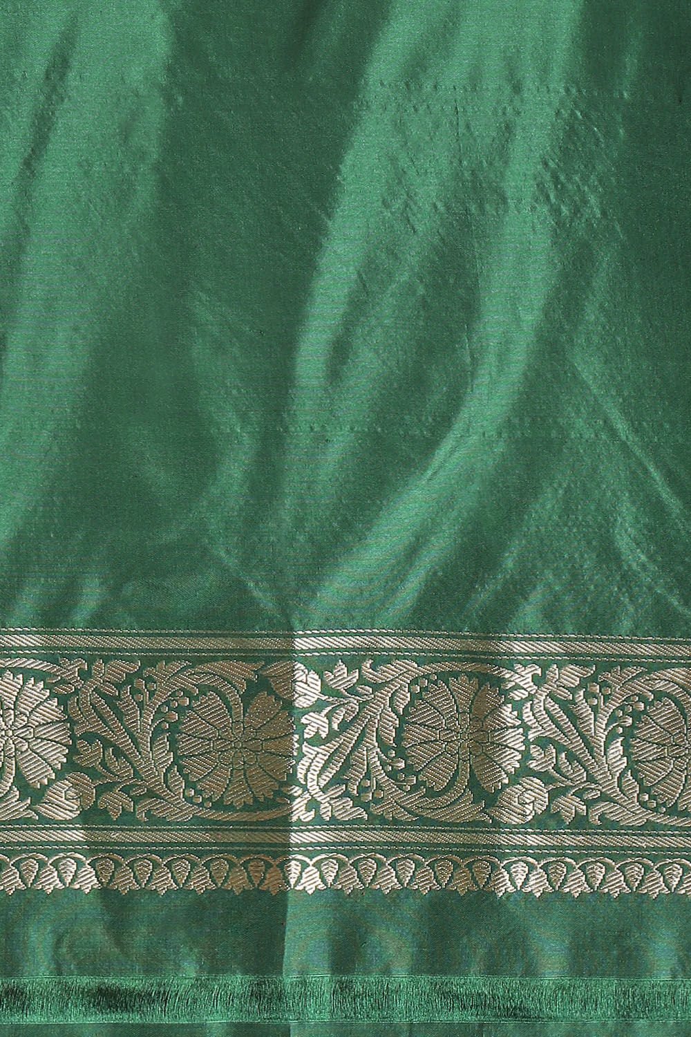 Dark Green Pure Silk Banarasi Saree image number null