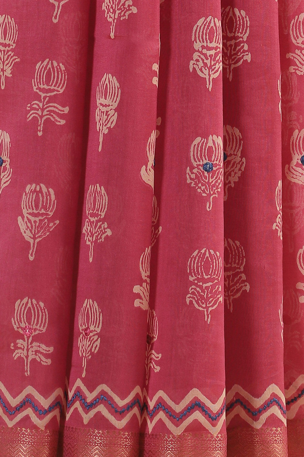Red Pure Silk Cotton Embroidered Saree image number null