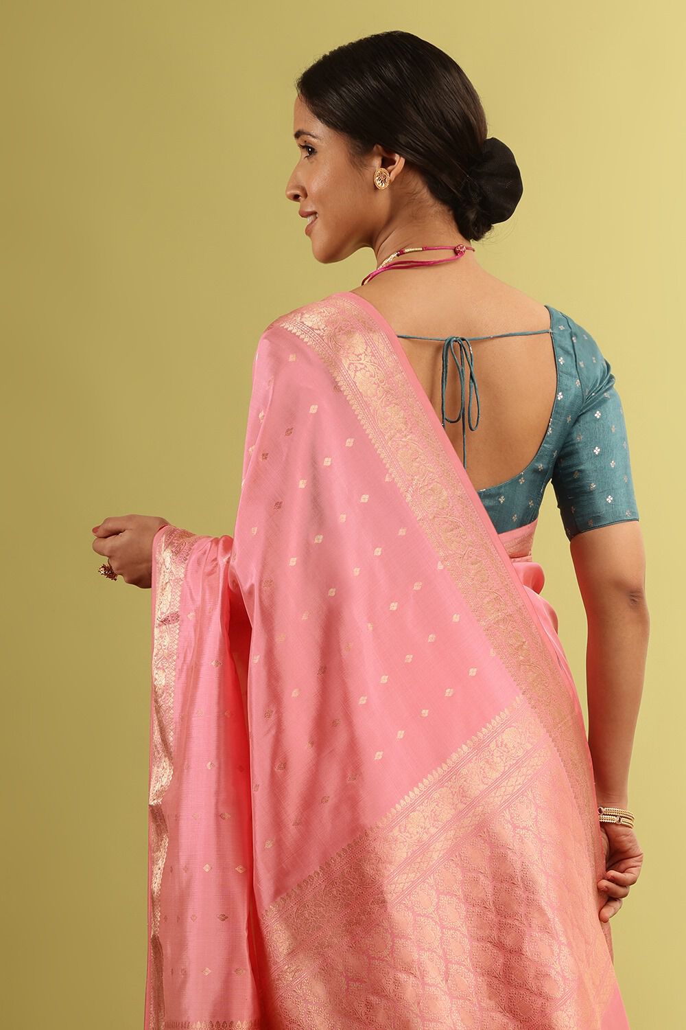 Pink Silk Viscose Woven Saree image number null