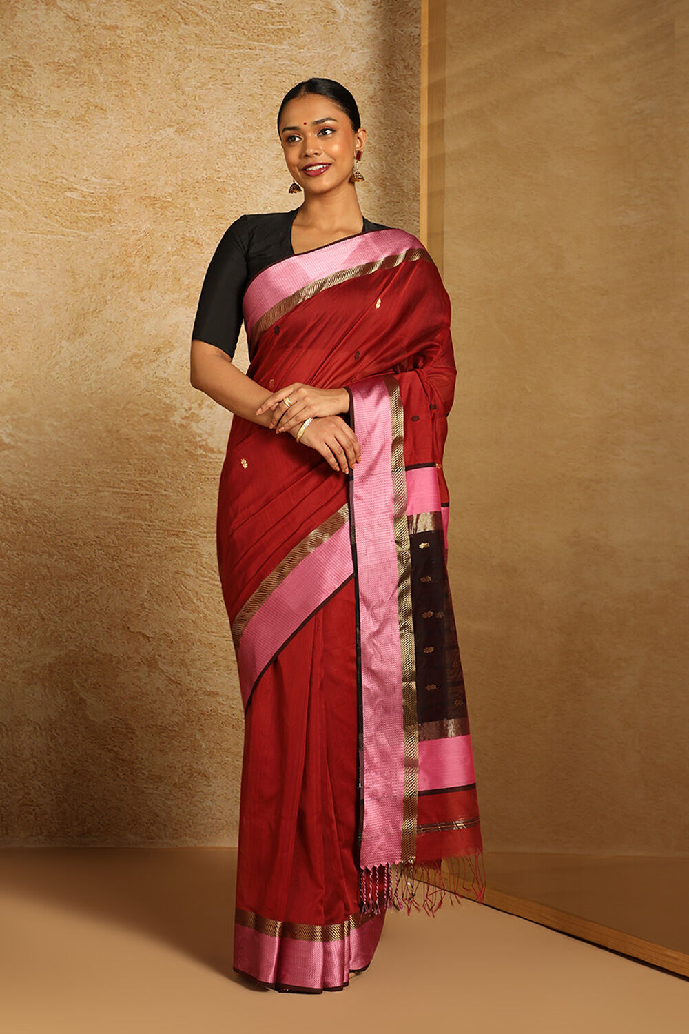 Red Woven Pure Silk Cotton Maheswari Saree image number null