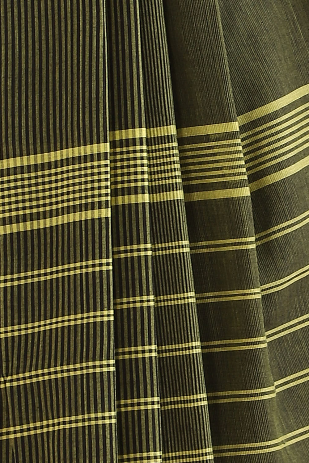 Green Pure Cotton Bengal Saree image number null