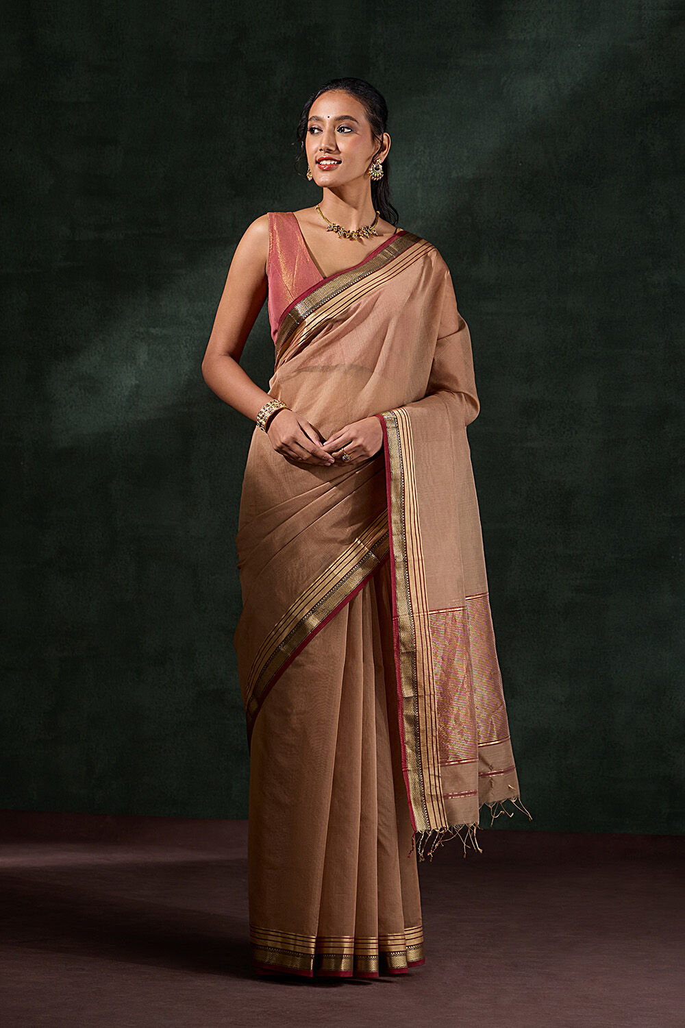 Brown Woven Pure Silk Cotton Maheshwari Saree image number null