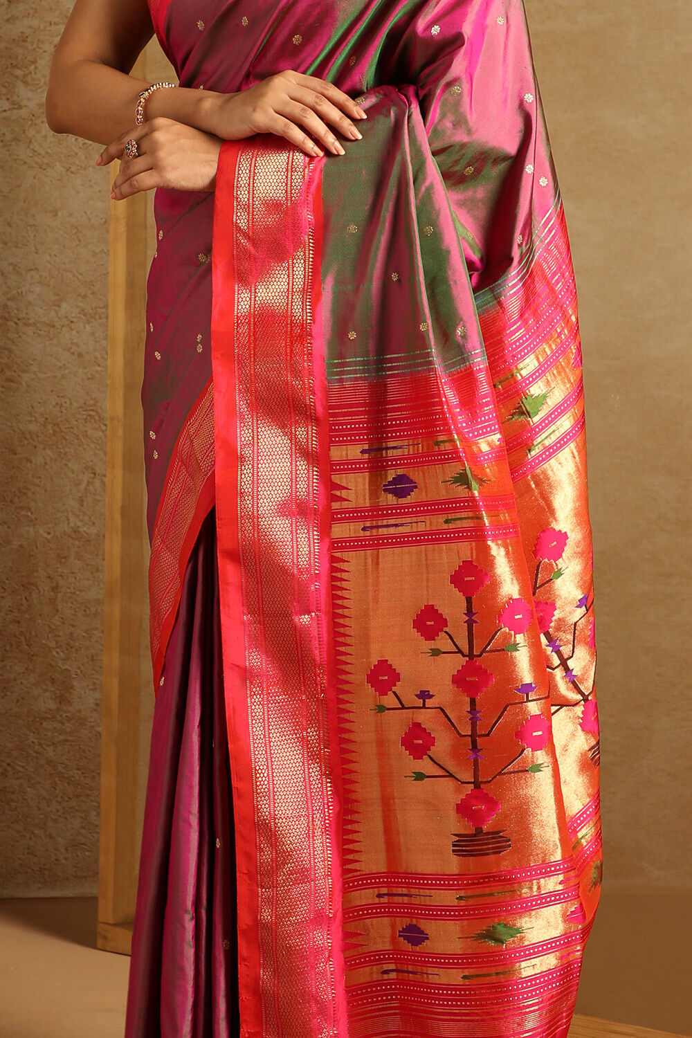 Voilet Pure Silk Paithani Saree image number null