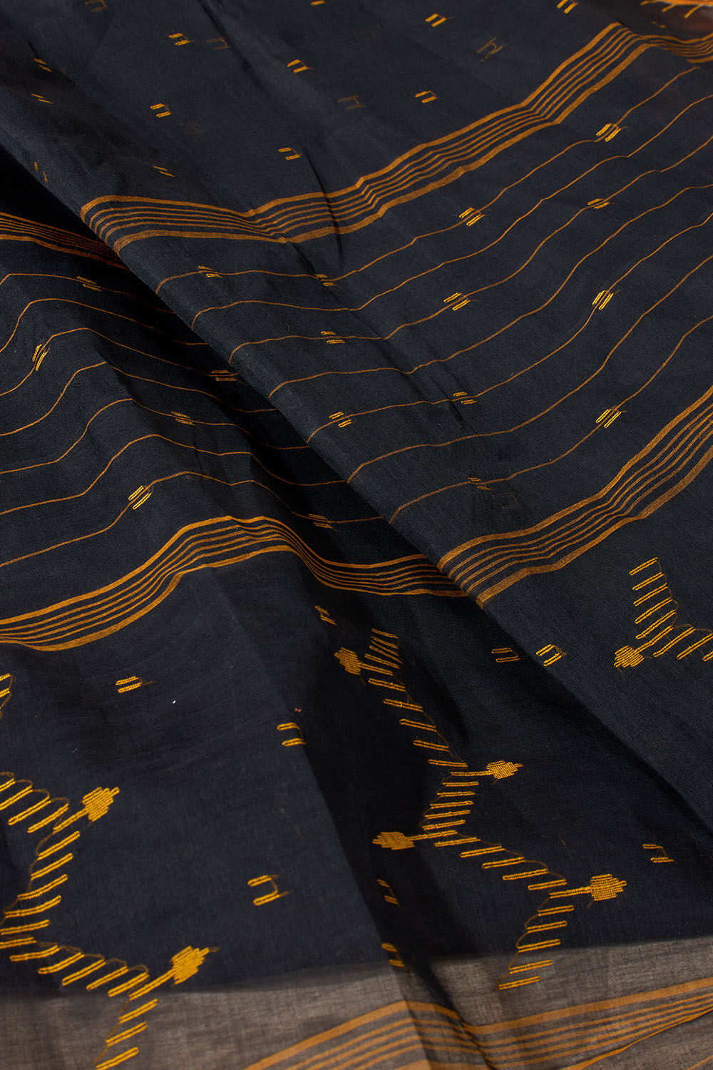Black Bengal Pure Cotton Jamdani Saree image number null