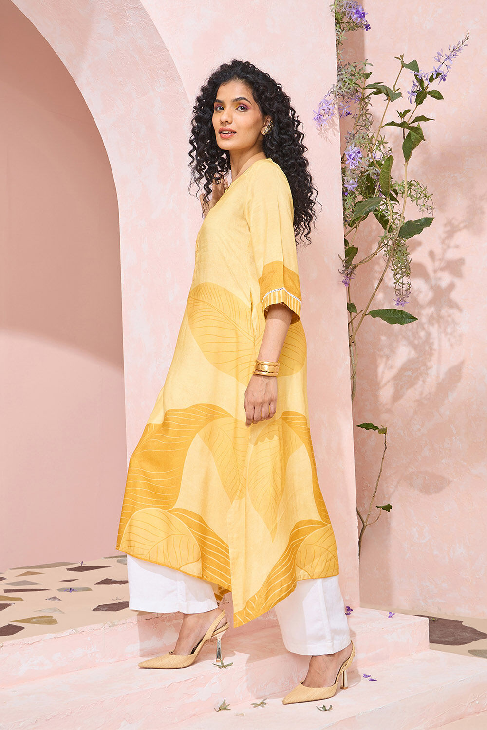 Yellow Printed Viscose Kurta image number null