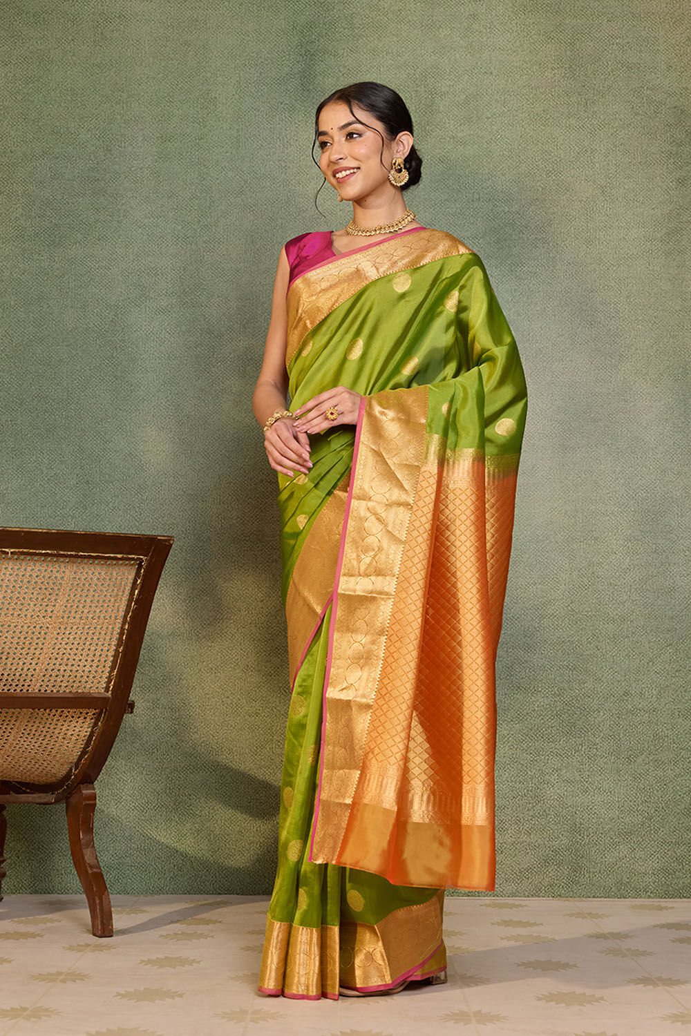 Green Woven Apsara Silk Viscose Saree image number null