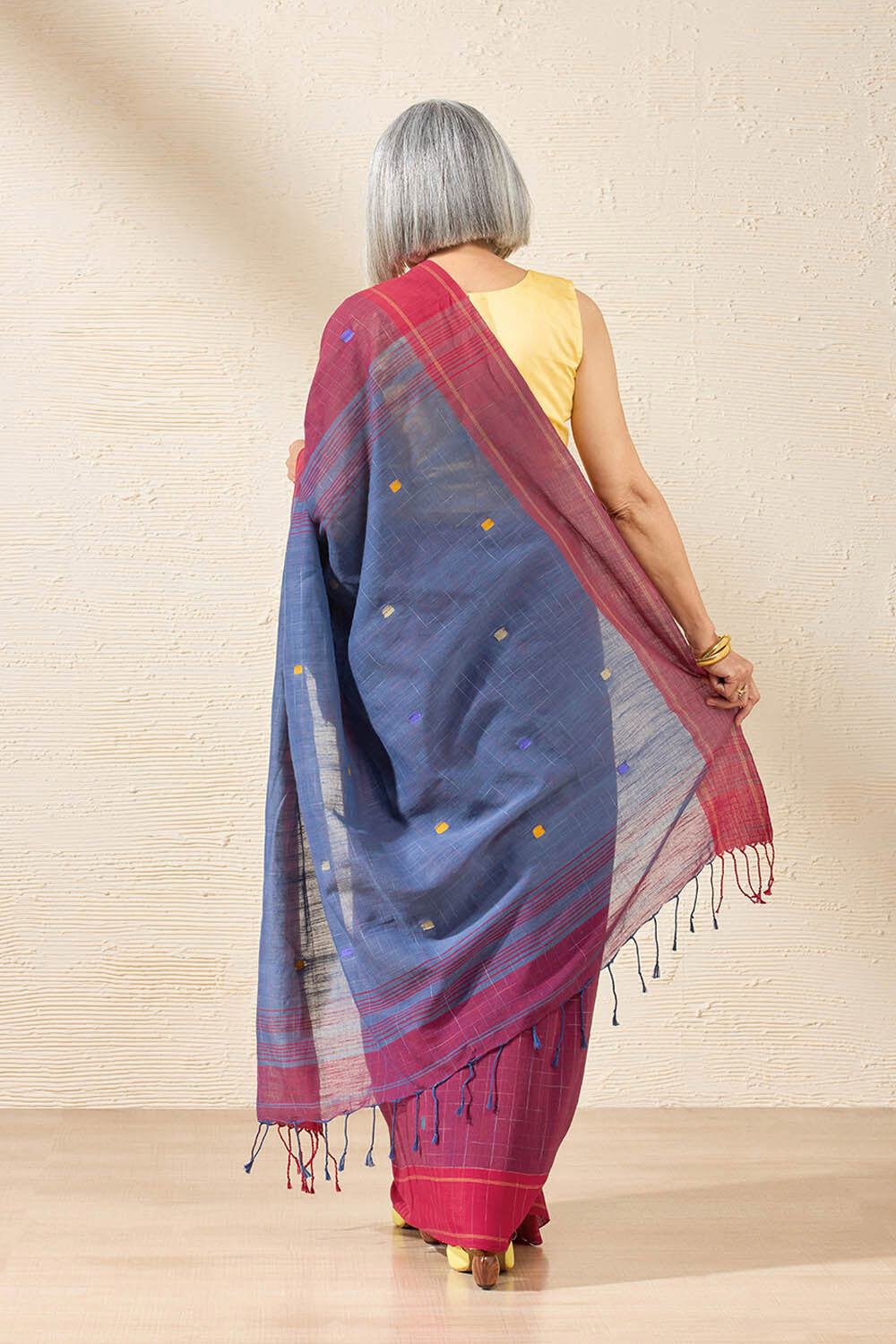 Red Woven Pure Cotton Bengal Saree image number null
