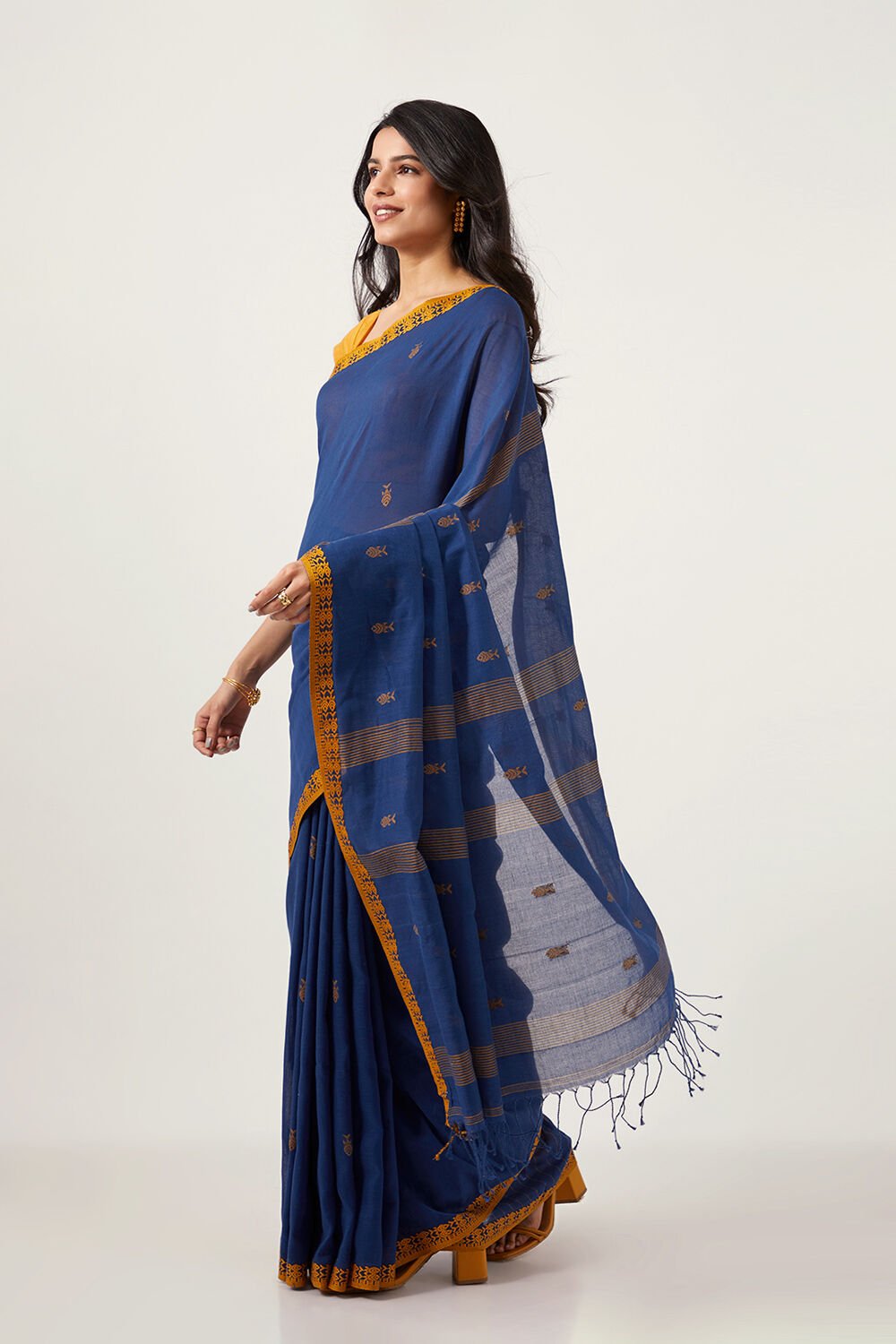 Blue Pure Cotton Bengal Saree image number null