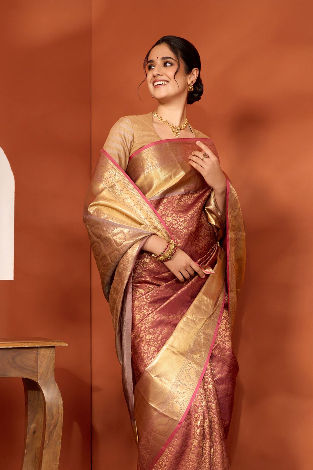 Brown Woven Kanjeevaram Inspired Design Silk Viscose Saree image number null
