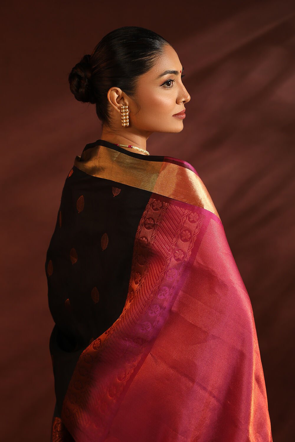 Black South Pure Silk Woven Saree image number null