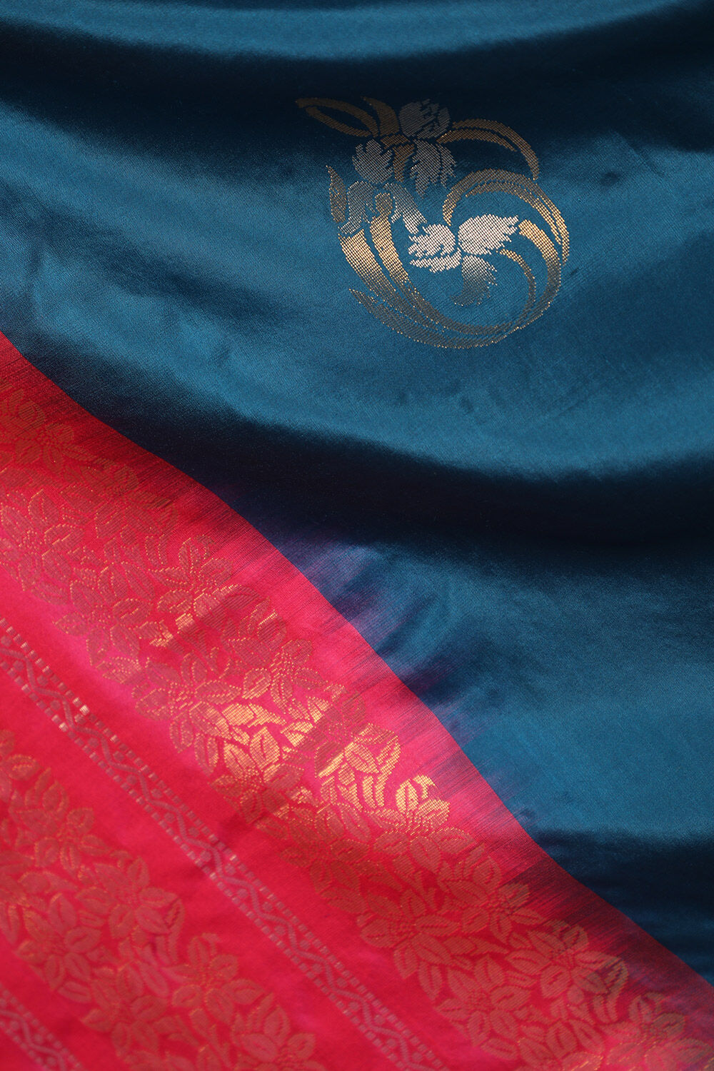Blue South Pure Silk Woven Saree image number null