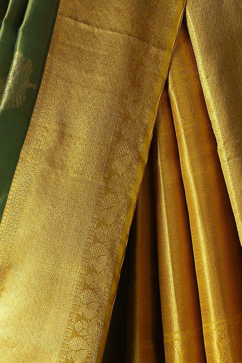 Dark Green Pure Silk Kanjivaram Saree image number null