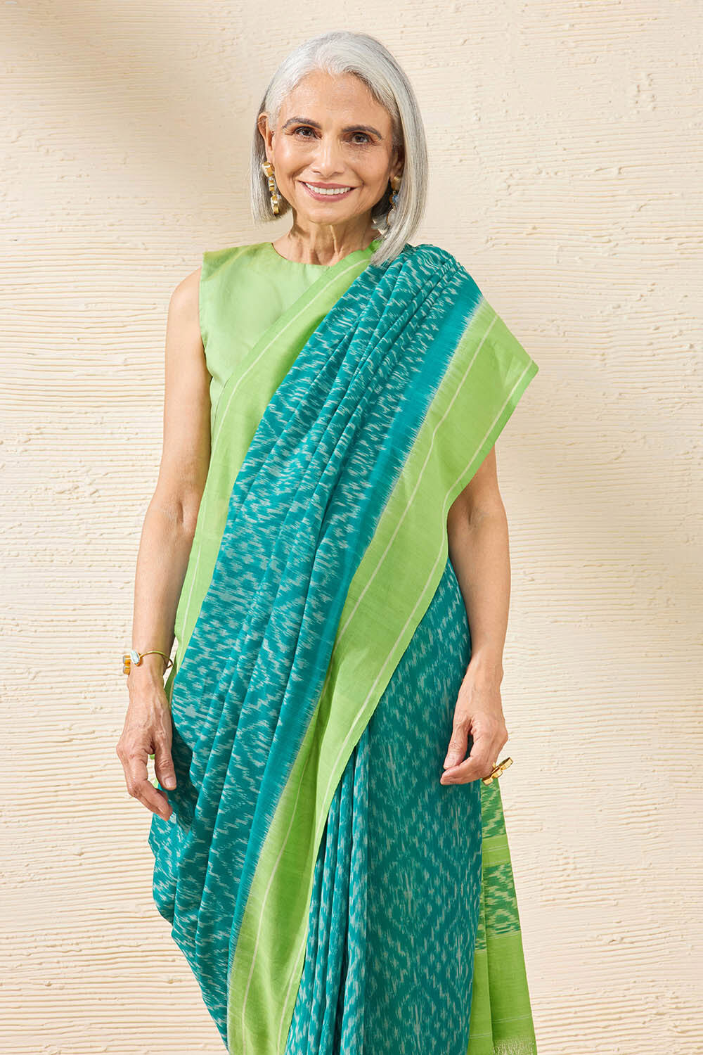 Green Pochampalli Pure Cotton Ikat Saree image number null