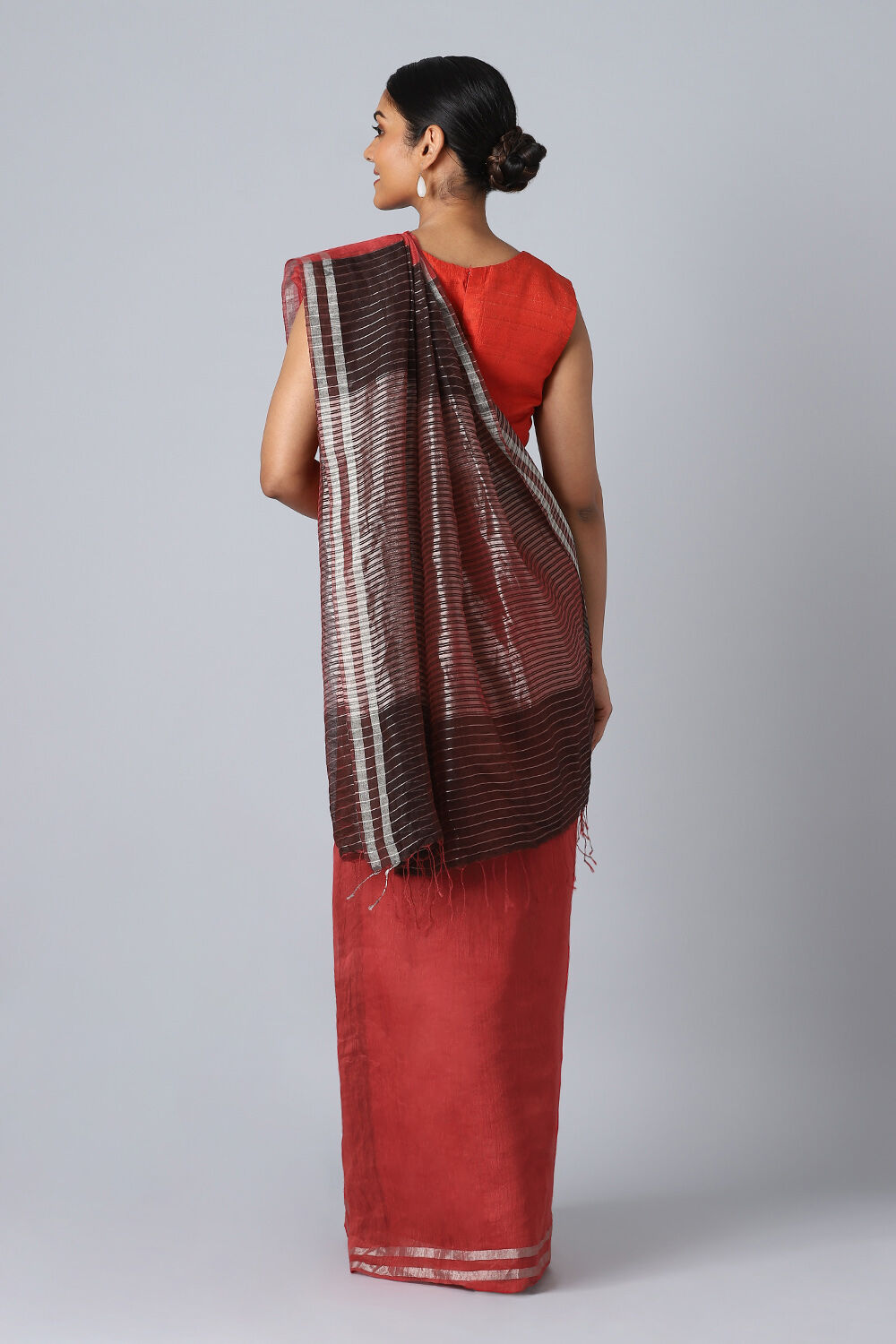 Red Pure Silk Linen Bengal Saree image number null