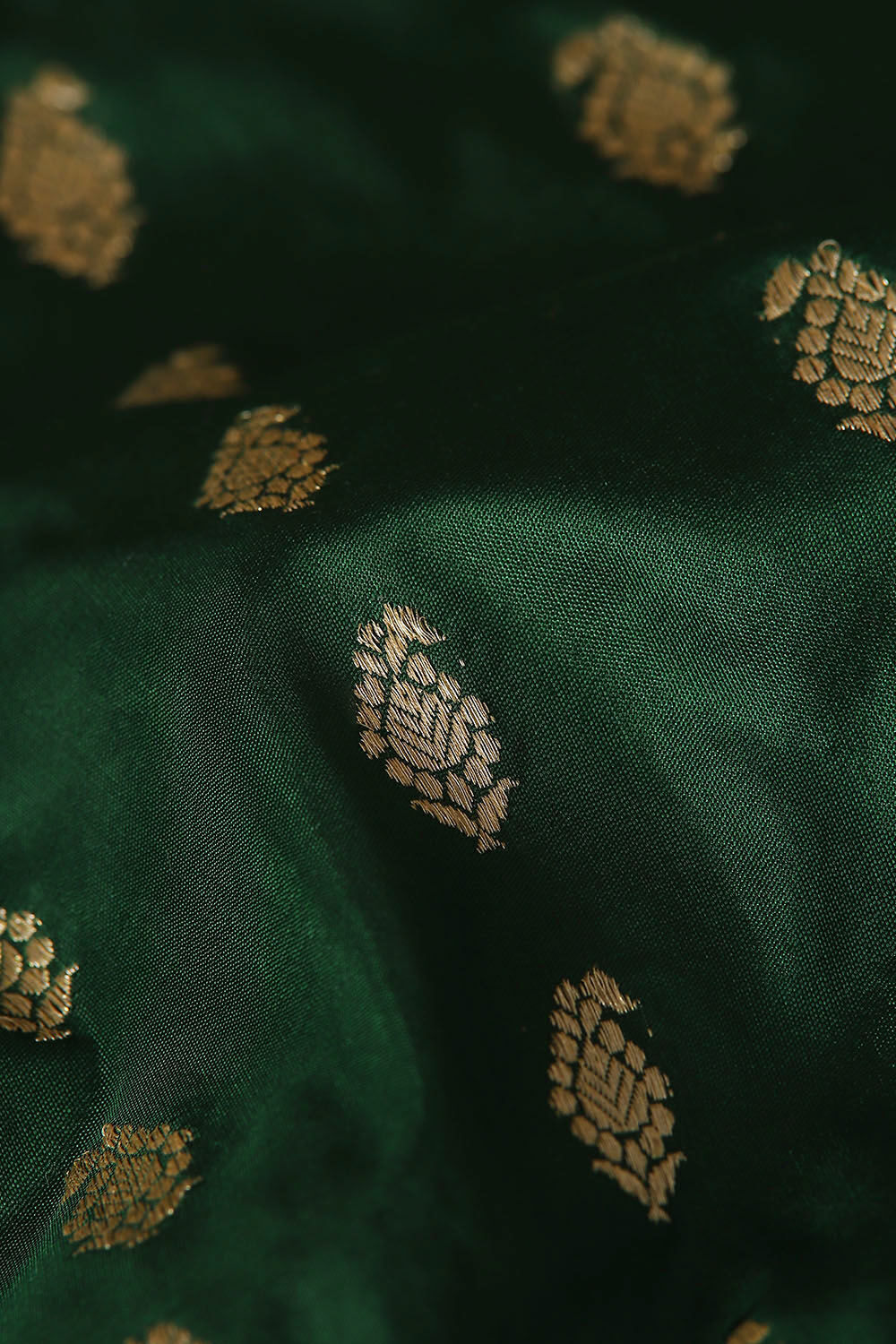 Dark Green Pure Silk Banarasi Saree image number null