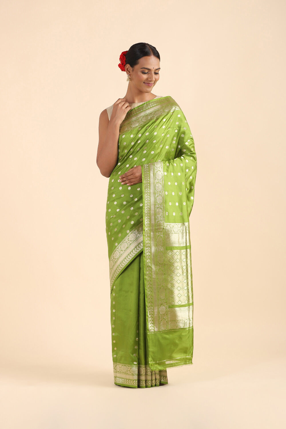 Green Pure Silk Banarasi Saree image number null