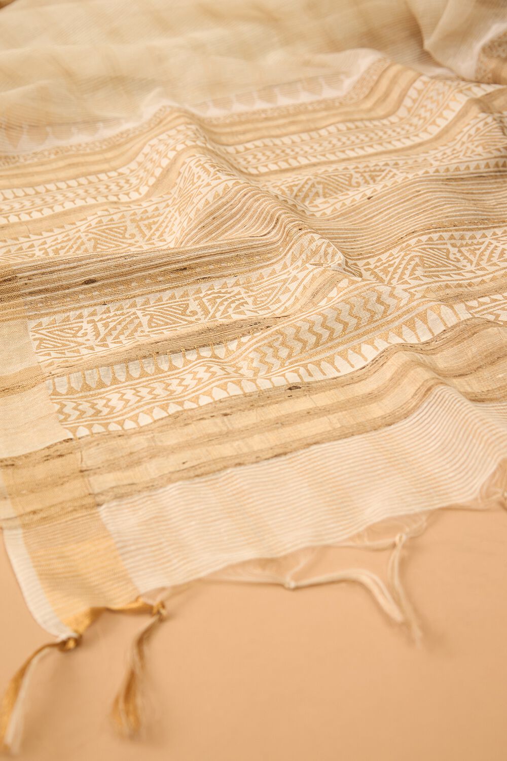 Off White Pure Silk Block Printed Bengal Saree image number null