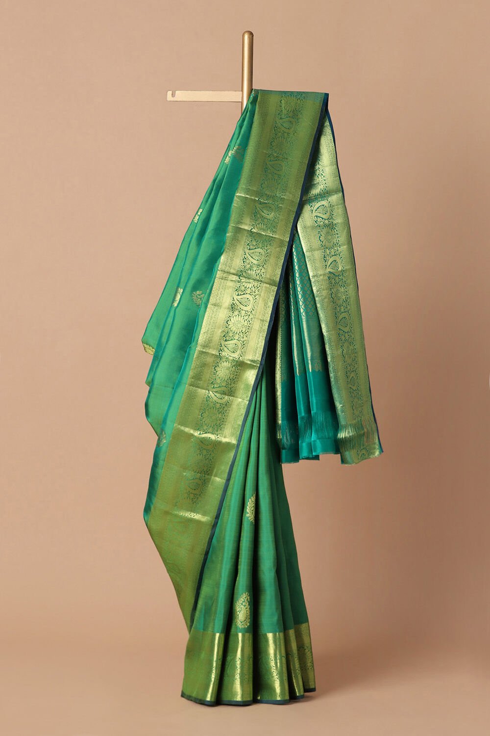 Green Pure Silk Kanjivaram Saree image number null
