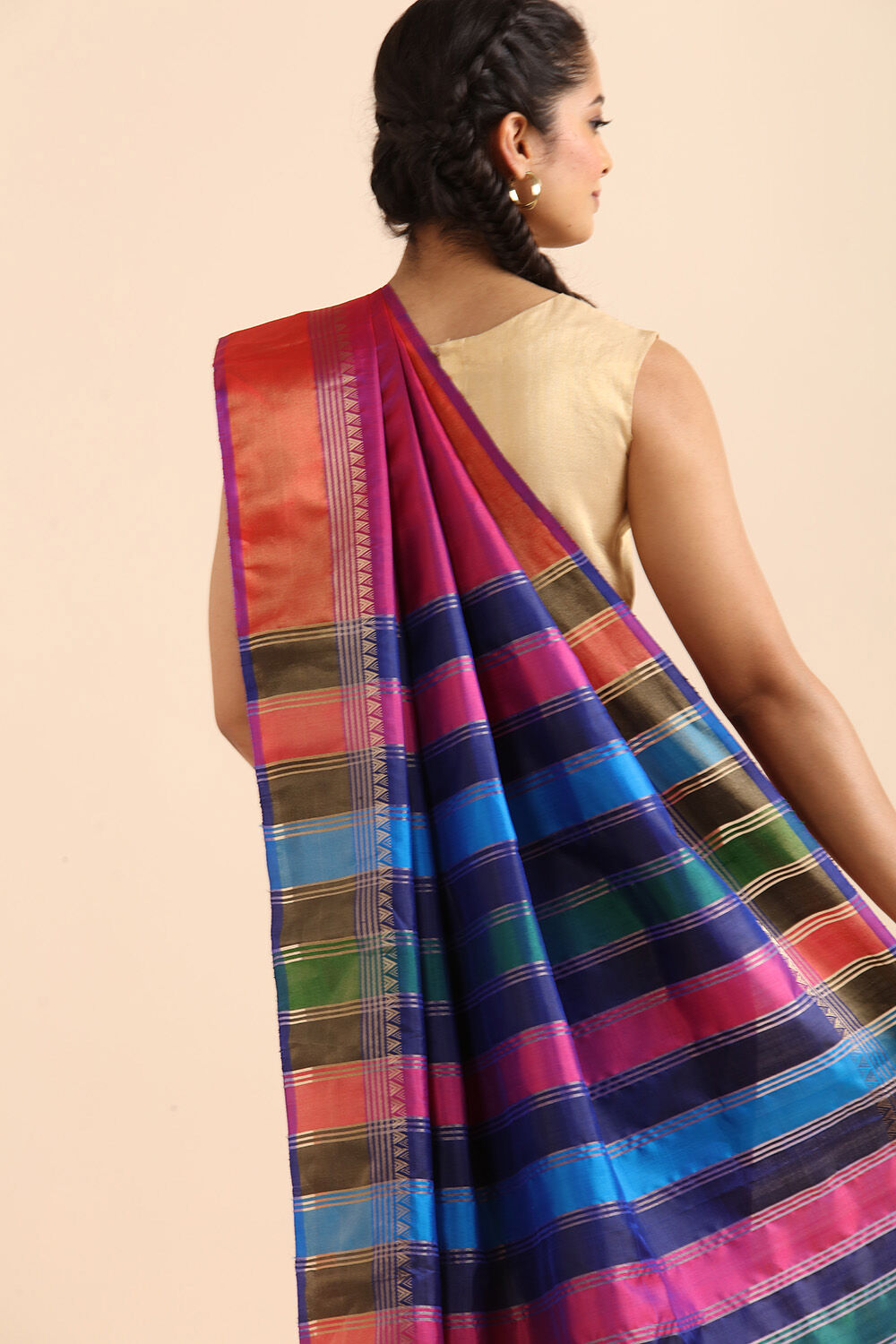 Red Pure Silk Woven Saree image number null