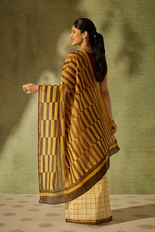 Yellow Rajasthan Pure Silk Cotton Printed Sanganeri Saree thumbnail image number null