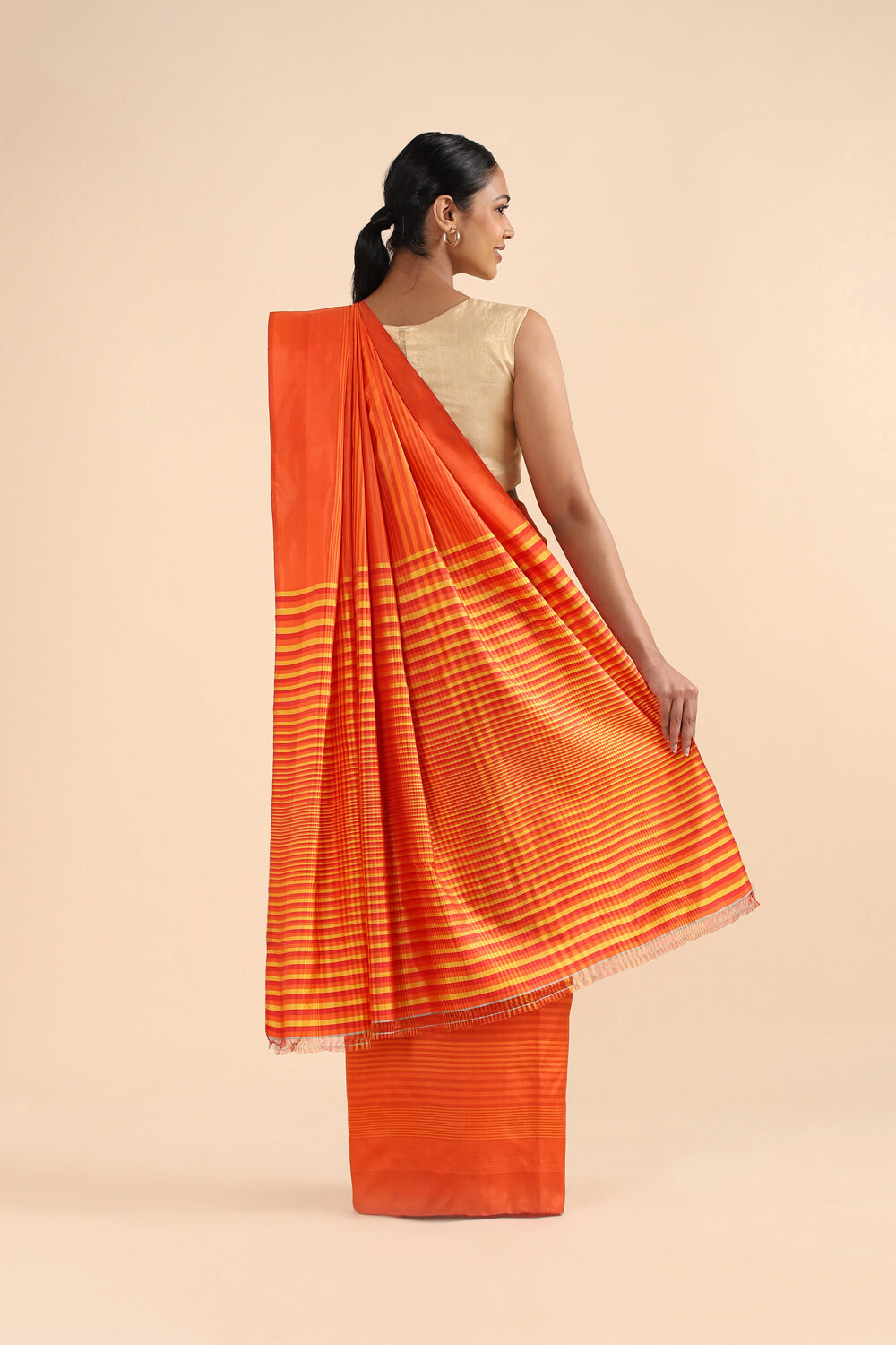Red Pure Silk Woven Saree image number null