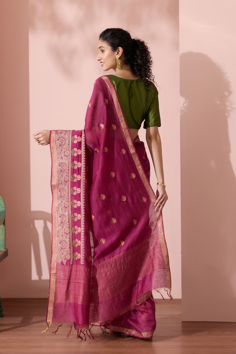 Purple Bengal Pure Silk Linen Embroidered Saree image number null